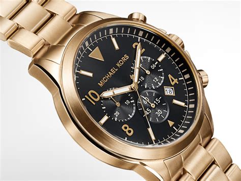 qui fabrique les montres michael kors